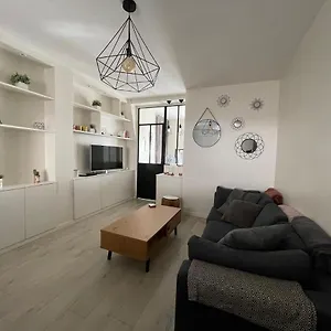 appartement-2-pieces-35m-proche-tour-eiffel.fr-paris.fr/